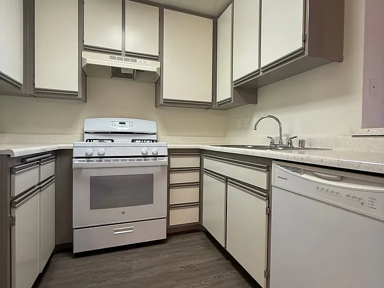 **Prime Location | Clean & a Great Value Well-Appointed Apartments with Private Balcony** — Photo 20