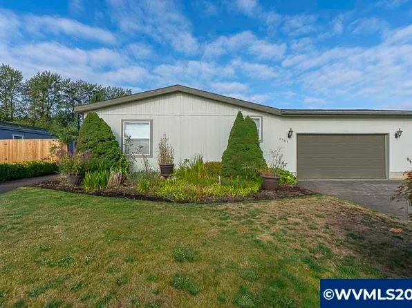 1989 SE Virginia Dr, Dallas, OR 97338