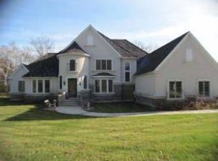 1848 Richmond Ln, Long Grove, IL 60047