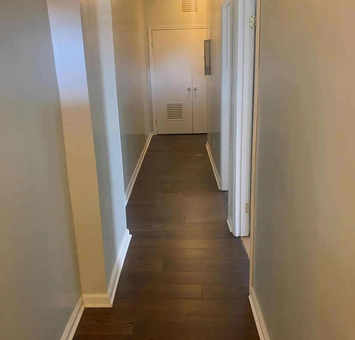 4 bed, $2,150 — Photo 2