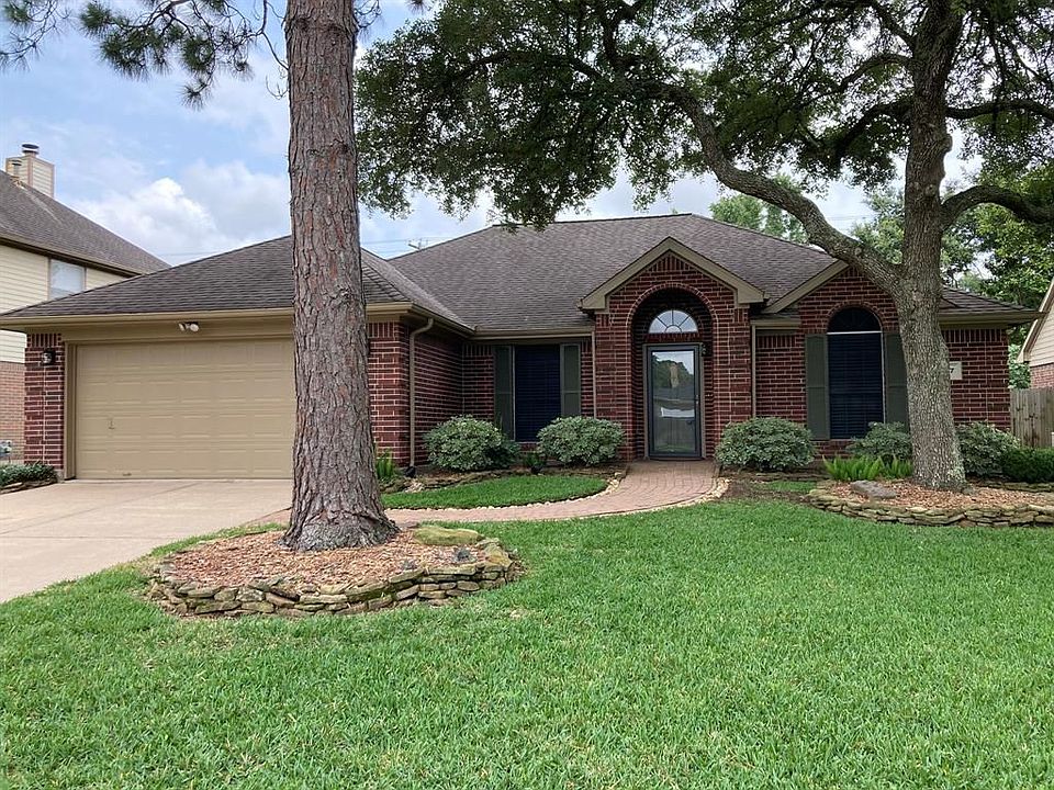 1st image of 2927 Paisley Meadow Dr