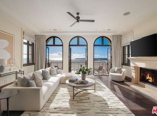 6209 Ocean Front Walk, Playa Del Rey, CA 90293