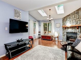 26 Olive Ct, Flemington, NJ 08822