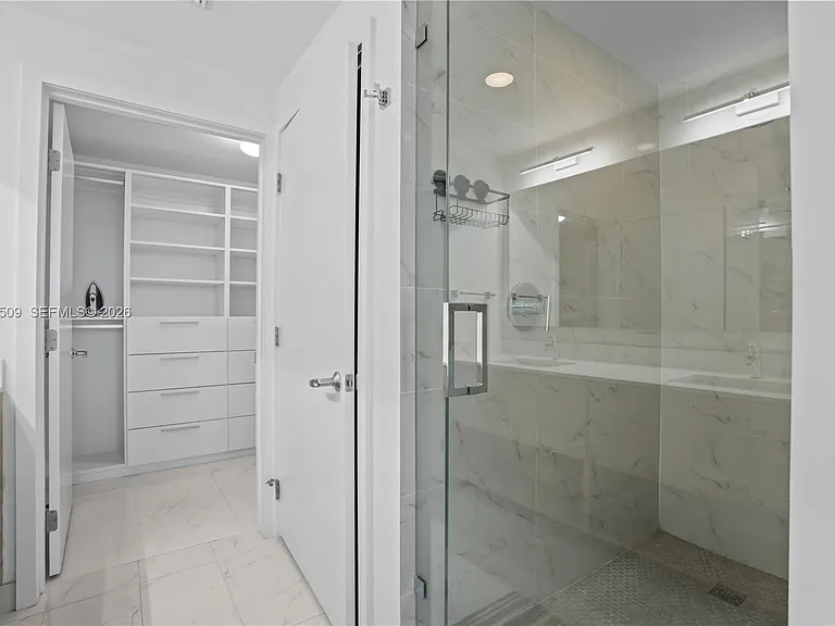 16385 NE Biscayne Blvd #1402 — Photo 16
