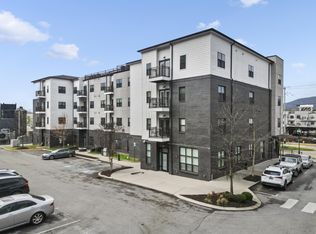 804 Riverfront Pkwy #302, Chattanooga, TN 37402