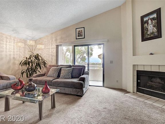 5th image of 810 N Sloan Ln APT 201