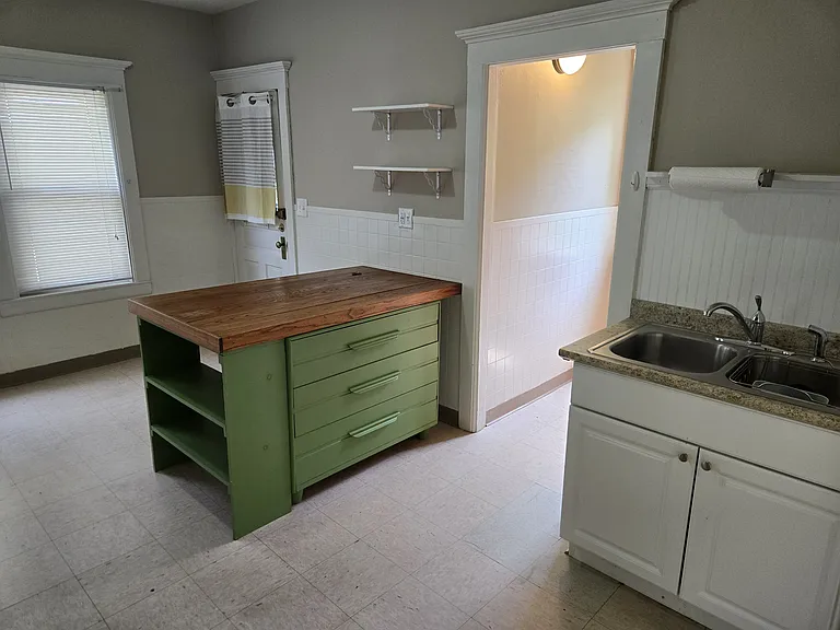 36 Woodbine Ave #34 — Photo 6
