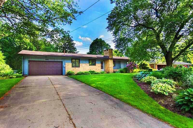 1st image of 3040 Shelley Lynn Dr