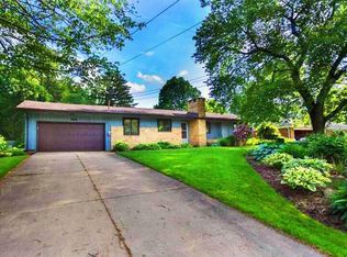 3040 Shelley Lynn Dr, Akron, OH 44333