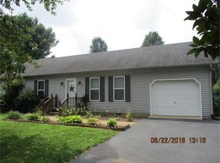 201 Collett View Dr, Bowling Green, KY 42104