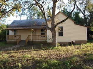 207 E Suwanee St, Fitzgerald, GA 31750