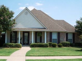 1901 W Jamestown Dr, Ennis, TX 75119