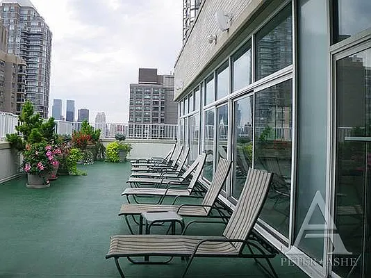 Rented by Peter Ashe | media 16