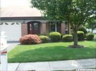 48 Greenwich Ave, Manchester, NJ 08759
