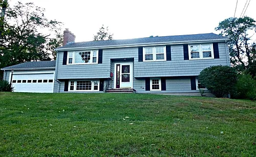 33 Columbus St Photo 1