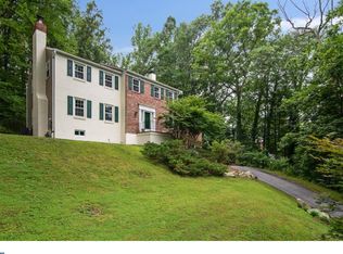 350 N Woodmont Dr, Downingtown, PA 19335