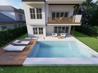 740 Sherry Dr, Atlantic Beach, FL 32233