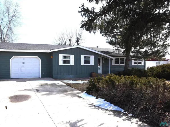 1051 Cottonwood St, Raton, NM 87740