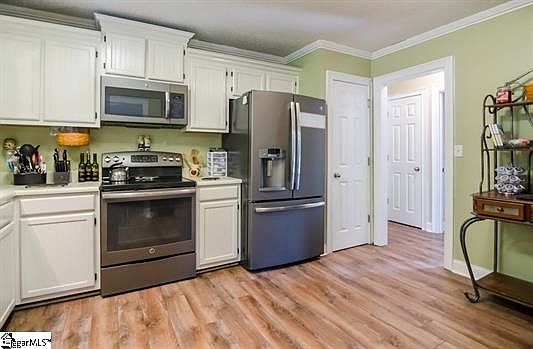 5th image of 107 Markswood Dr