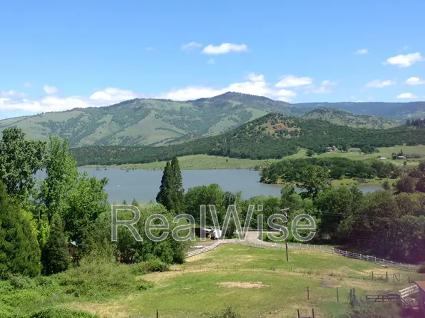 6750 Highway 66, Ashland, OR 97520