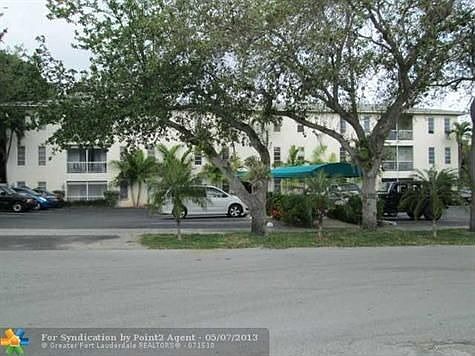 2nd image of 215 NE 16th Ave APT 104