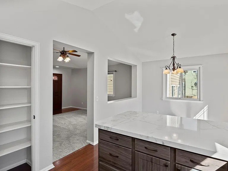 2067 Woodpark Dr — Photo 10
