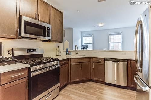 420 Memorial Blvd APT 12, Bayonne, NJ 07002 | Zillow