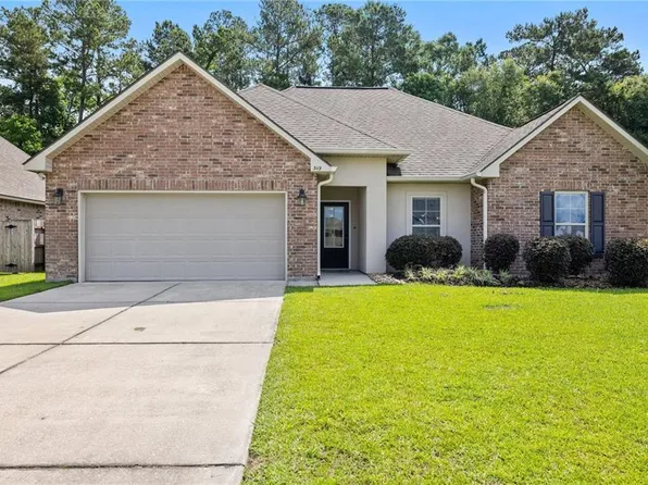 349 Bristle Pine Dr, Ponchatoula, LA 70454