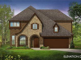 906 Royal Ct, Burleson, TX 76028