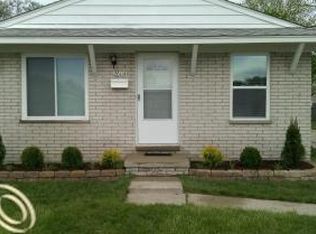 26114 Groveland St, Madison Heights, MI