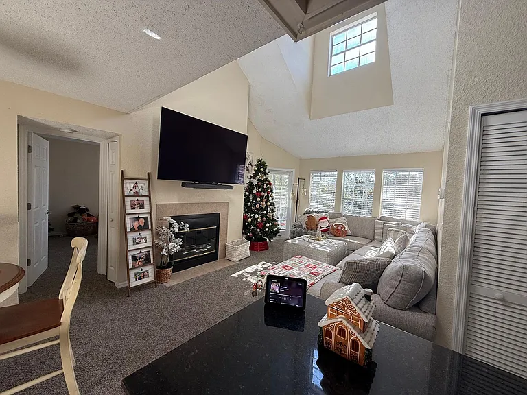3310 Haviland Ct #303 — Photo 24