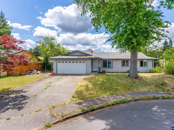 4854 Ravenwood Ct NE, Salem, OR 97305