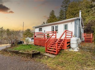 16 Field Rd, Saint John, NB E2M6B2