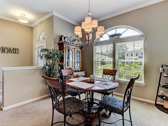 5th image of 97515 Bluff View Cir