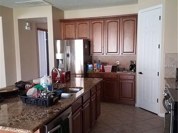 4th image of 2804 Lafayette Trace Dr