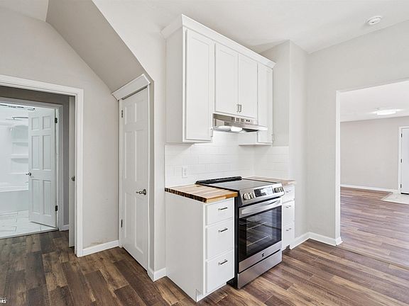 5th image of 523 N B St