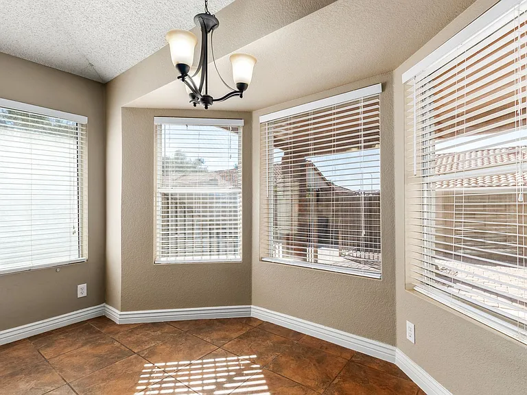 6601 E Presidio St — Photo 16