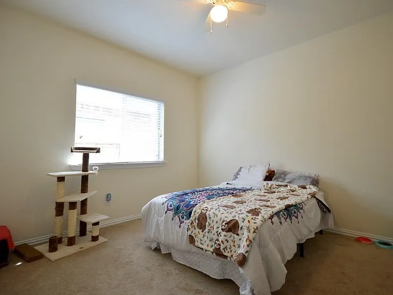 2727 Lakecrest River Dr — Photo 17