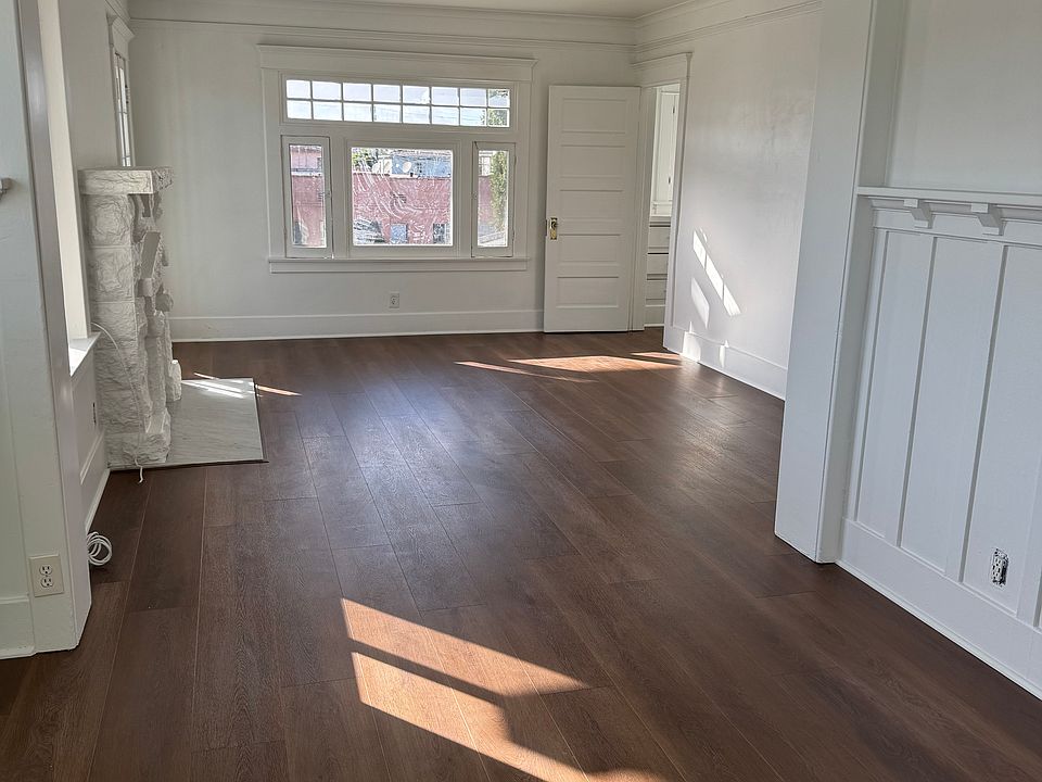 New Vinyl Flooring Throughout