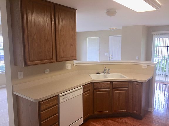 3rd image of 39617 N Warren Ln