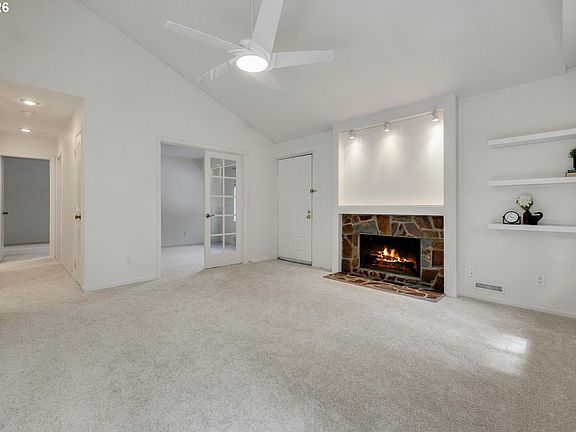 4th image of 14723 SW Grayling Ln