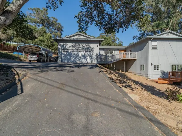 24 Pope Dr, Salinas, CA 93907