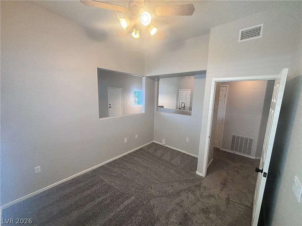 2 bed, 2.0 bath, 1268 sqft, $1,495 — Photo 3