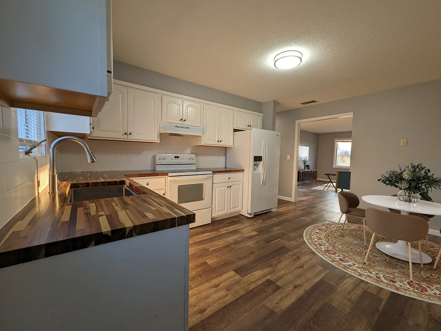 223 Carson Street - 3 — Photo 1