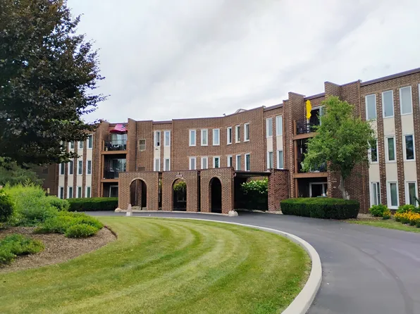 1575 Sandpebble Dr APT 342, Wheeling, IL 60090