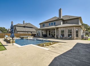 711 Neals Way, Mansfield, TX 76063