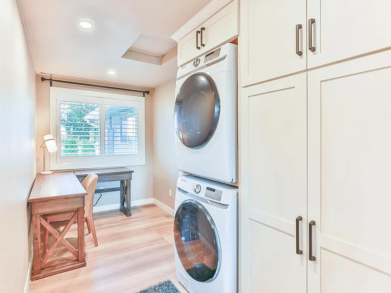 21390B SW McInnis Ln — Photo 8