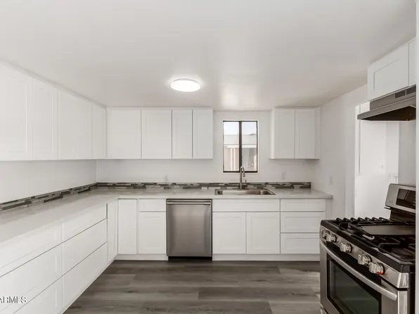 325 W NORTHERN Avenue, Coolidge, AZ 85128