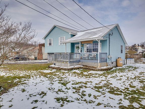 3rd image of 1065 Gray Station Rd