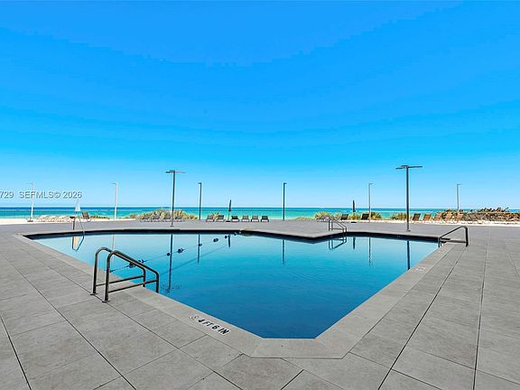 4th image of 7135 Collins Ave APT 834